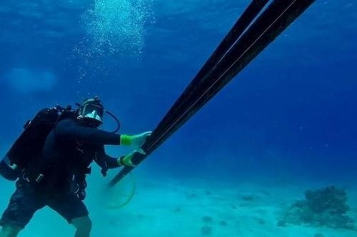 NATO cảnh báo 'mặt trận ngầm' dưới biển