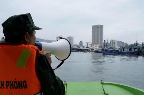 Gia Lai: Khẩn trương kêu gọi gần 1.900 tàu vào bờ tránh trú bão số 12