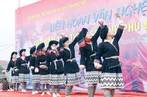 Văn học nghệ thuật góp phần quảng bá bản sắc văn hóa các dân tộc vùng Đất Tổ