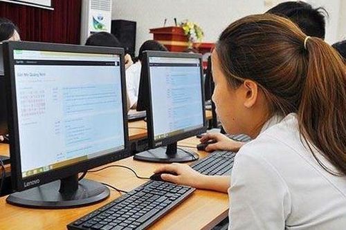 Điều kiện cần và đủ cho kỳ thi tốt nghiệp THPT trên máy tính