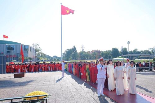 Dấu ấn nữ trí thức văn hóa – nghệ thuật soi đường theo lời Bác