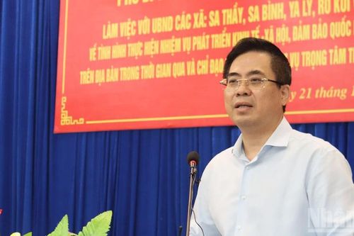 Quảng Ngãi: Đội ngũ cán bộ các xã vùng sâu, xã biên giới cần thay đổi tư duy, nghĩ sâu, làm lớn