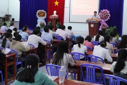 560 thí sinh tham dự kỳ thi tuyển dụng viên chức lĩnh vực Giáo dục ở Cà Mau