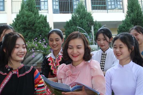 Lan tỏa tinh thần vì người nghèo trong ngành giáo dục Điện Biên