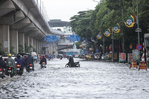 Thành phố Hà Nội đầu tư khẩn cấp chống ngập