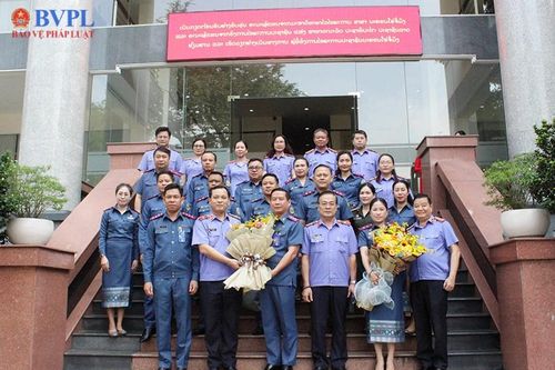 VKSND TP Hồ Chí Minh tiếp Đoàn đại biểu VKSND nước CHDCND Lào