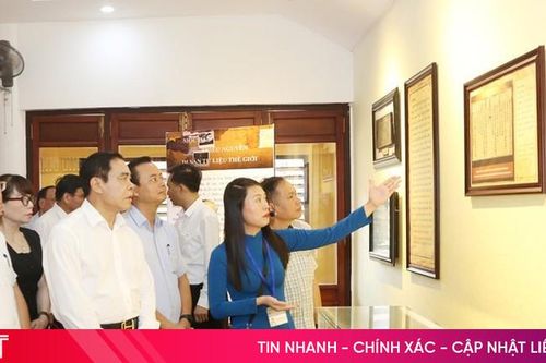 Không ngừng 'làm dày' di sản Nguyễn Du và Truyện Kiều