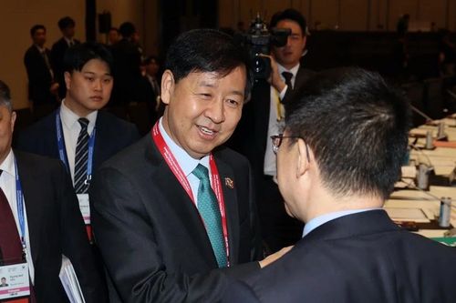 Các Bộ trưởng Tài chính APEC bàn thảo cách thức xây dựng tương lai bền vững
