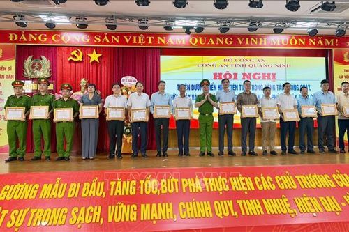 Quảng Ninh: Tuyên dương điển hình tiên tiến trong công tác phòng cháy, chữa cháy