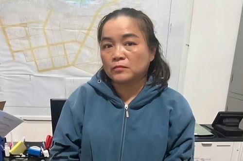 Tín dụng đen 'ẩn mình' trong nhà máy, người lao động trở thành con nợ của đồng nghiệp