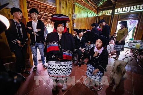 Nghi lễ cưới truyền thống của người Dao Tiền ở Bản Sưng (Phú Thọ)