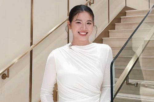 Ánh Viên thay đổi ngoạn mục thành quý cô sang chảnh, dụi mắt mới nhận ra