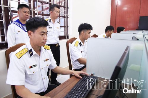 Lữ đoàn 162 hoàn thành đợt kiểm tra kiến thức, kỹ năng số