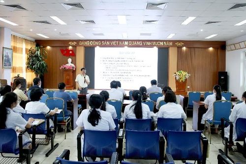 Đào tạo, tập huấn phương pháp chẩn đoán, điều trị một số bệnh ung thư thương gặp