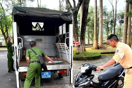 Phát hiện bàn giao đối tượng trộm xe máy ở Kiến Đức