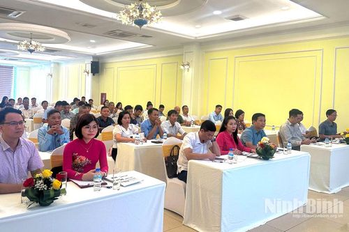 Tập huấn về thương hiệu, bản sắc của thương hiệu địa phương