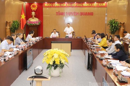 Chủ tịch UBND tỉnh Phan Huy Ngọc: Người đứng đầu các cơ quan, đơn vị, địa phương cần nêu cao tinh thần trách nhiệm trong công tác giải ngân