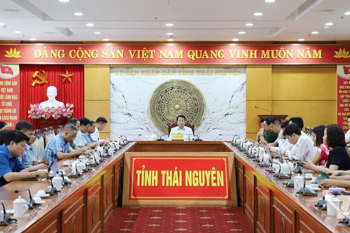 Tập trung nguồn lực đầu tư phát triển hạ tầng số đồng bộ, hiện đại