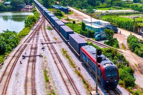Sắp có Nghị định mới hướng dẫn thi hành Luật Đường sắt 2025