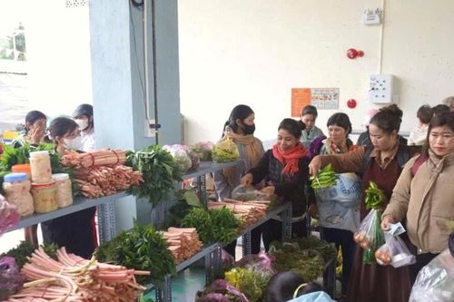Quảng Ngãi: Gắn kết cộng đồng qua Phiên chợ '0 đồng và có đồng' lần thứ 3