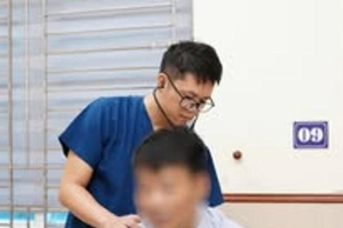 Tin vào mẹo dân gian, người đàn ông suýt mất mạng