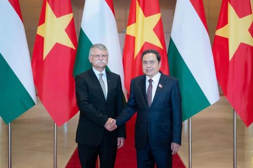 Làm sâu sắc hơn nữa quan hệ Việt Nam - Hungary trên tất cả các lĩnh vực