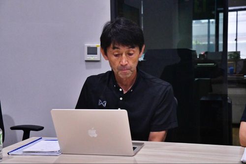 Thái Lan sa thải huấn luyện trưởng Masatada Ishii