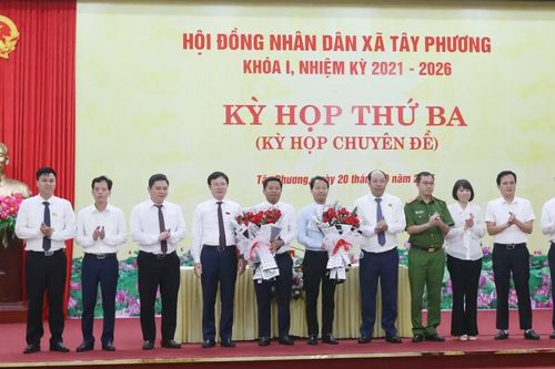 HĐND xã Tây Phương bầu Phó Chủ tịch UBND xã khóa I