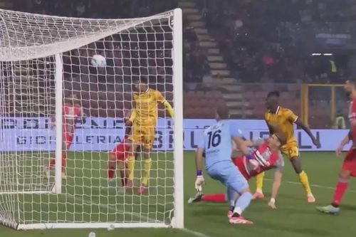 Tân binh Cremonese 'hụt hơi' tại Serie A