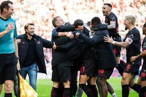 Bayer Leverkusen sẵn sàng thách thức PSG tại Champions League