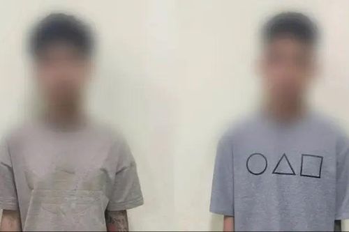 Khởi tố hai đối tượng trong vụ nam sinh bị bắt quỳ