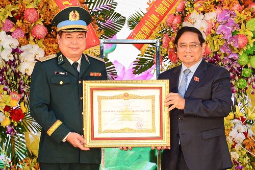 Quân chủng Phòng không - Không quân nhận danh hiệu Anh hùng Lực lượng vũ trang Nhân dân