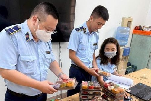 Hà Nội: Xử lý 353 vụ vi phạm trong cao điểm kiểm tra an toàn thực phẩm trung thu