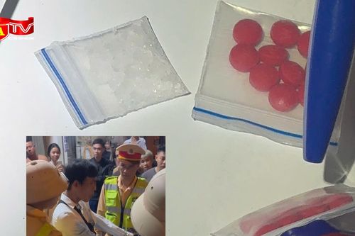 Cảnh sát giao thông Hà Nội bắt giữ đối tượng tàng trữ ma túy khi tuần tra đêm