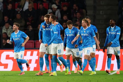 Mc Tominay không cứu nổi Napoli