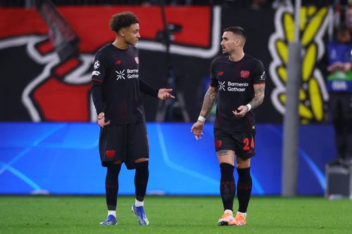 Ten Hag không phải vấn đề của Leverkusen