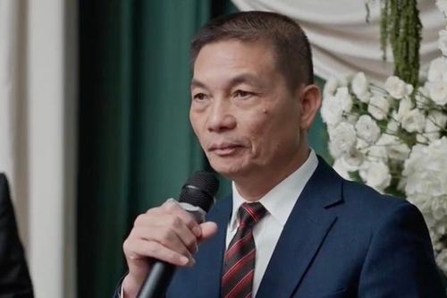 Bố chồng Đỗ Thị Hà nhắn nhủ hai con