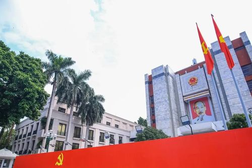 Bứt phá trong xây dựng Thủ đô hiện đại, bản sắc, Nhân dân hạnh phúc