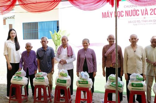 Hoa hậu Thanh Thủy mang 'Nước sạch' đến với người dân An Giang