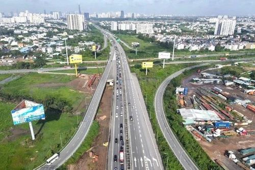 4 phương án kết nối sân bay Tân Sơn Nhất với sân bay Long Thành bằng đường sắt đô thị