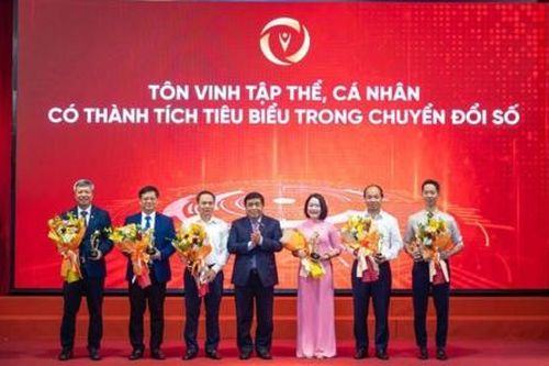 Vinh danh Đà Nẵng là thành phố tiêu biểu về chuyển đổi số