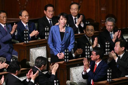 Bà Sanae Takaichi trở thành nữ thủ tướng đầu tiên của Nhật Bản