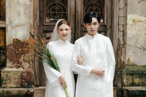 Chàng trai Việt khiến netizen ngưỡng mộ khi cưa đổ cô gái Nga xinh như búp bê