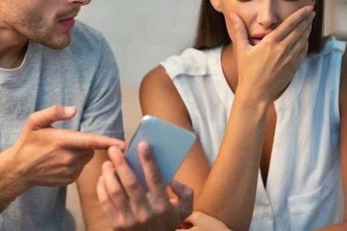 Ngoại tình để tìm cảm giác được lắng nghe