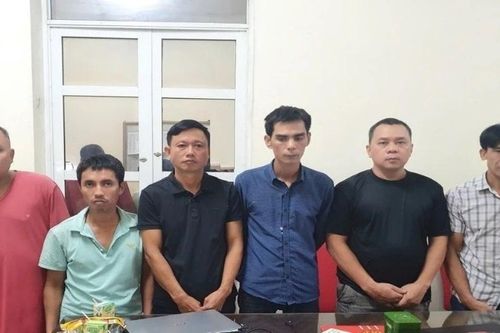 Tụ tập đánh bạc tại nhà, 6 đối tượng bị bắt giữ ở Hà Nội