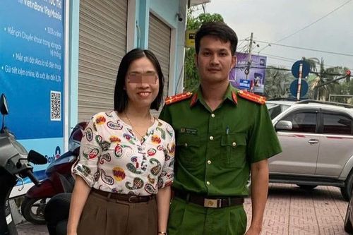 Đại úy công an ở Nghệ An trả lại nửa tỷ đồng cho người chuyển khoản nhầm