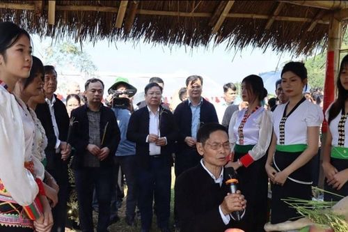 Đặc sắc Lễ hội Kin lẩu khẩu mẩu của người Thái trắng