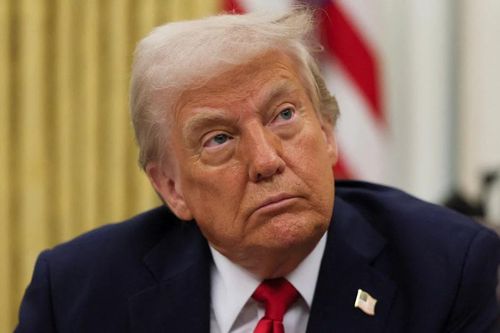 Bộ Tư pháp Mỹ nợ tiền Tổng thống Donald Trump?