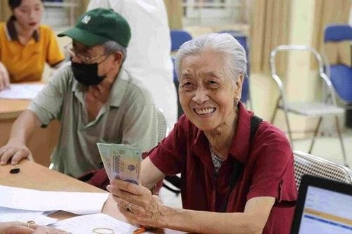 Tăng trợ cấp nghỉ hưu gấp 4 lần, ai được hưởng?