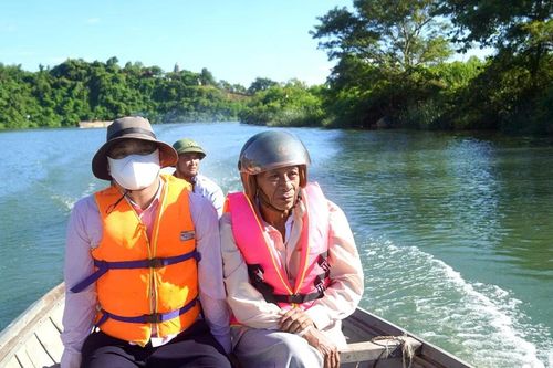 Những 'cánh tay nối dài' bên dòng Đại Giang